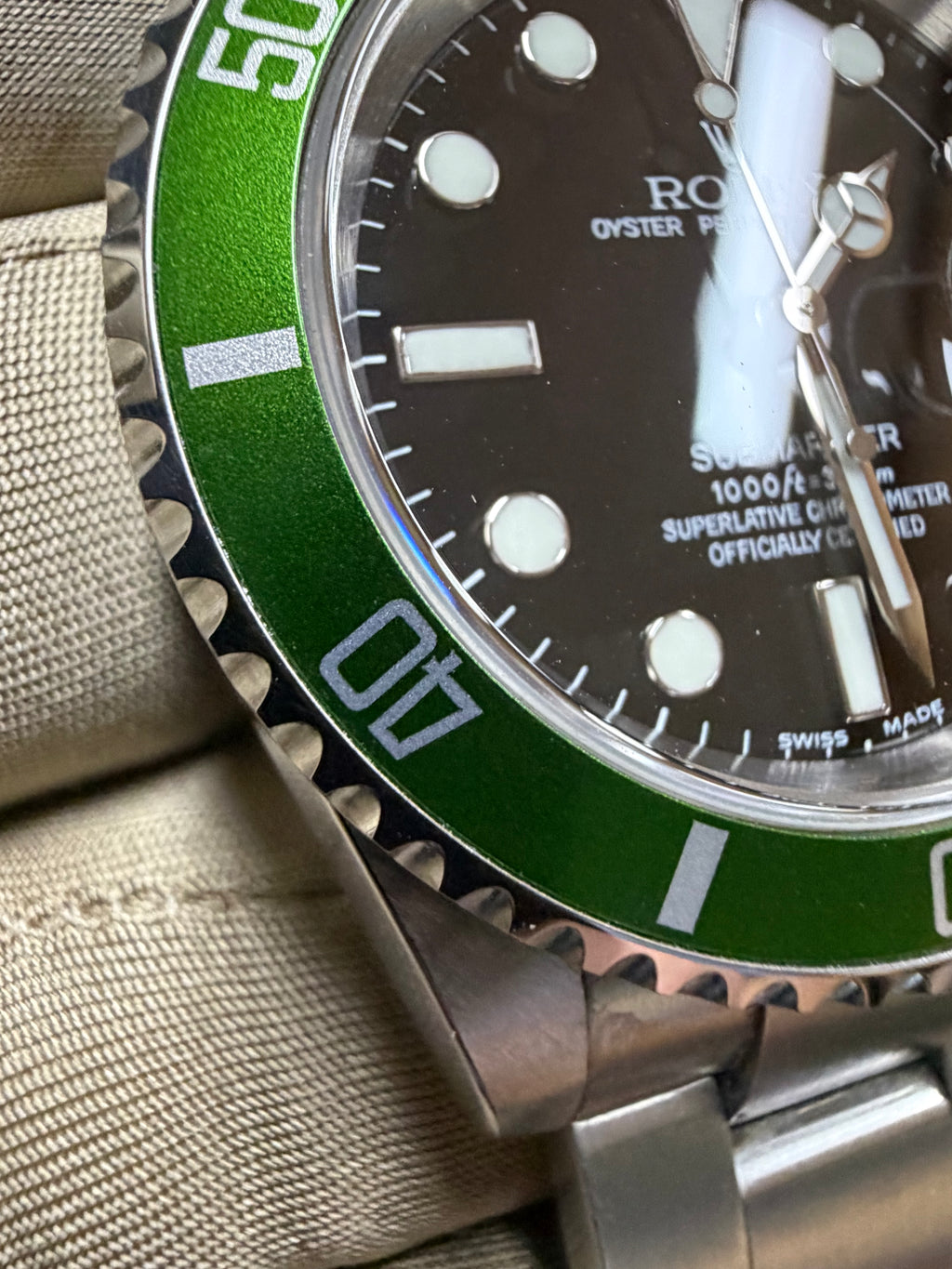 Rolex Submariner 16610LV Kermit Flat 4