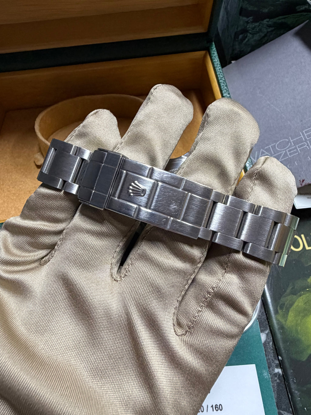 Rolex Submariner 16610LV Kermit Flat 4