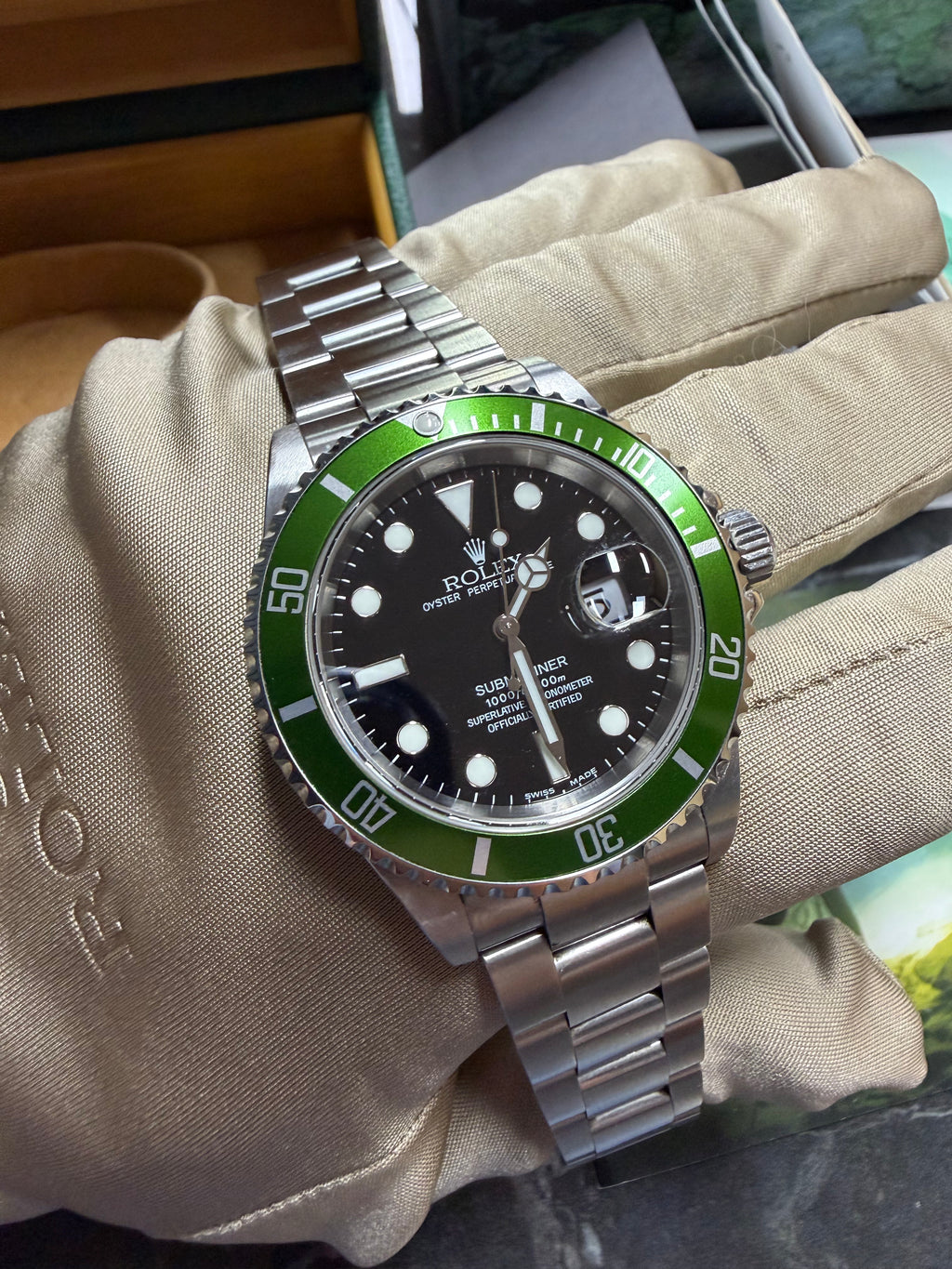 Rolex Submariner 16610LV Kermit Flat 4