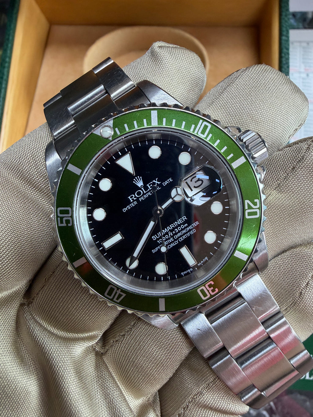 Rolex Submariner 16610LV Kermit Flat 4 - 2004