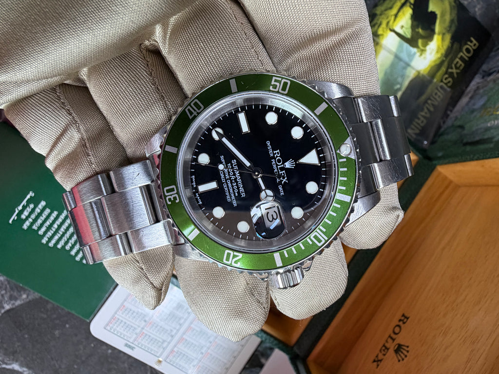 Rolex Submariner 16610LV Kermit Flat 4 - 2004