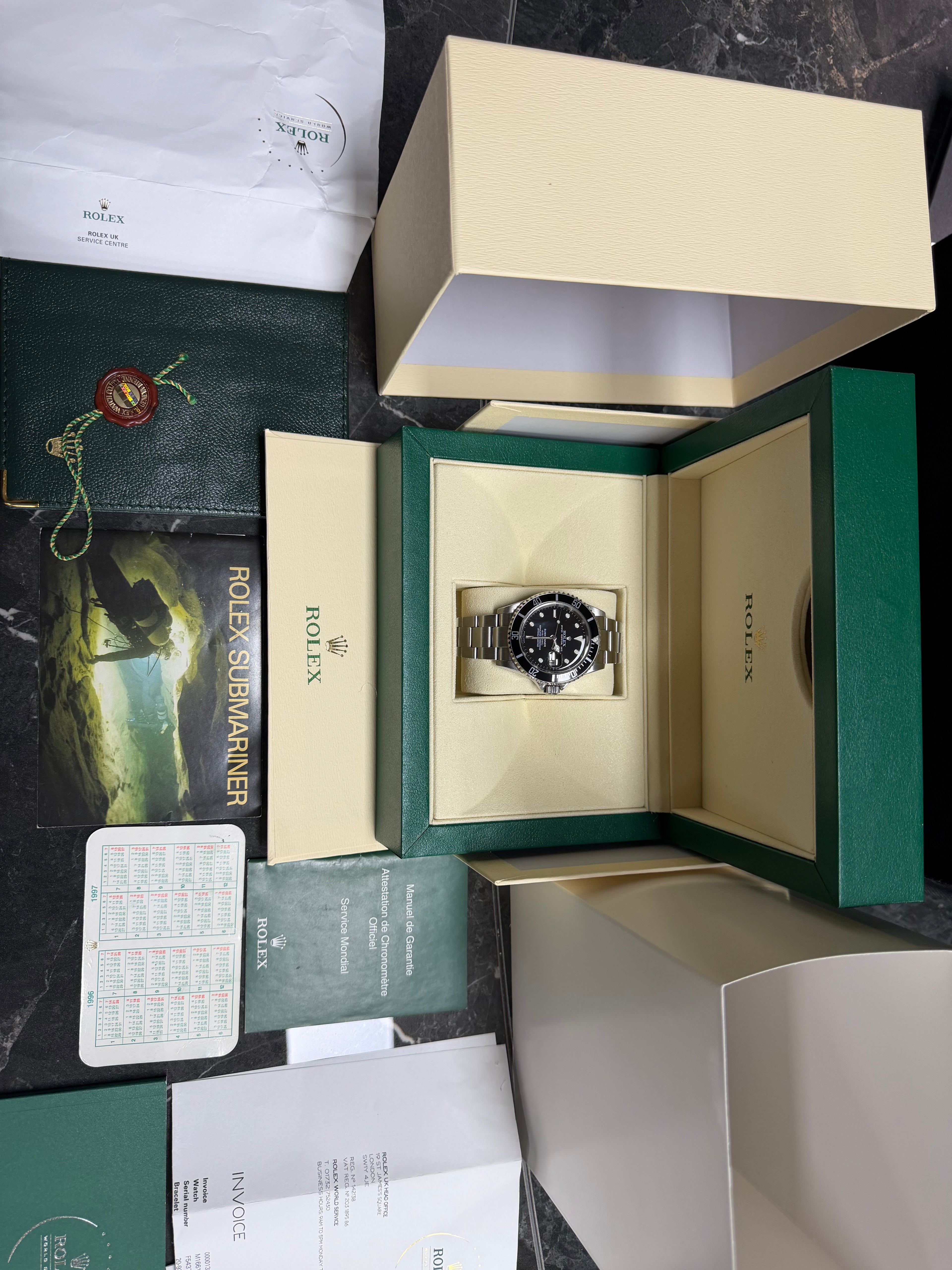 Rolex Submariner 16610 2005