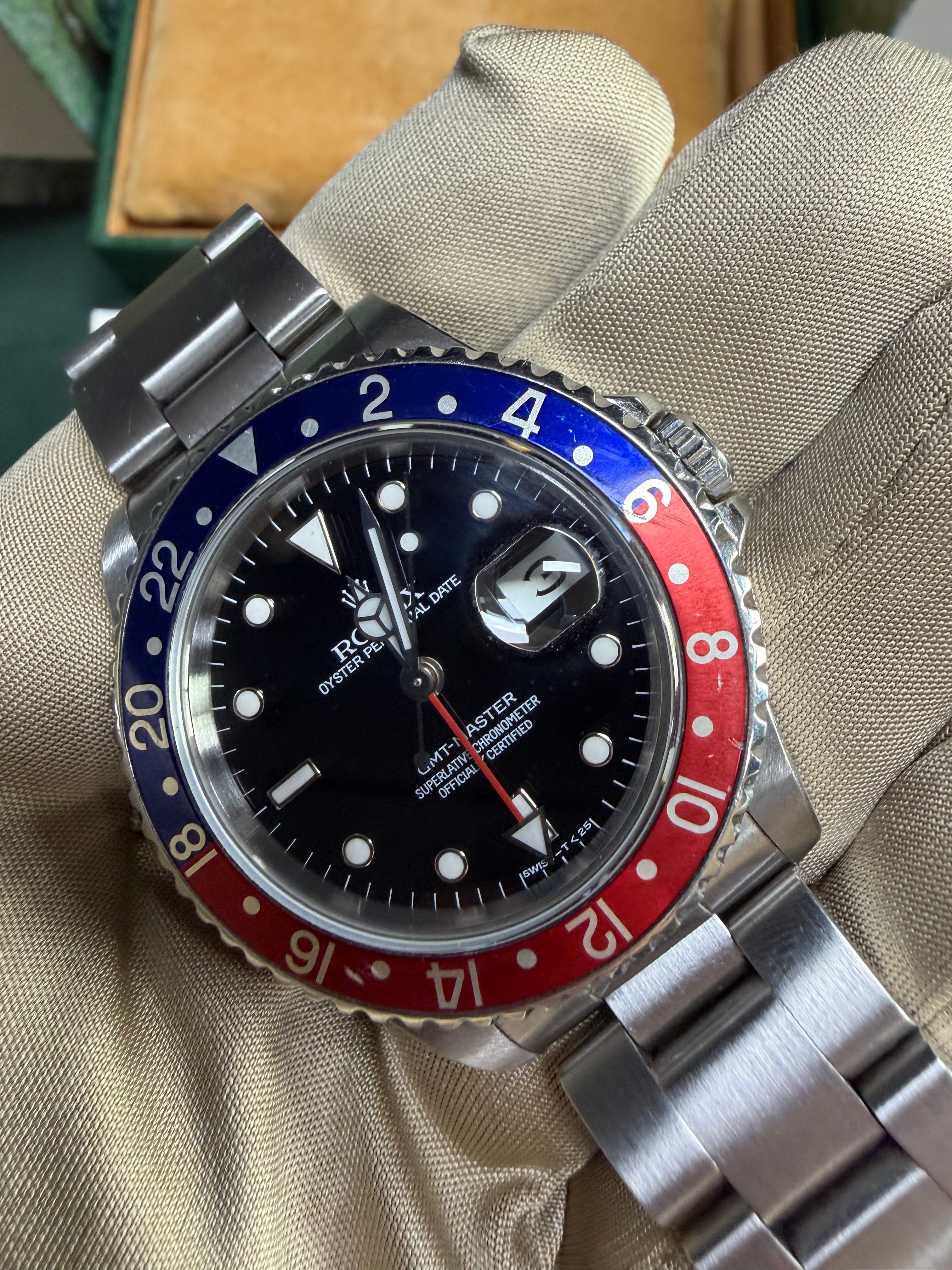 Rolex Pepsi 16700 GMT Master II - Full Set
